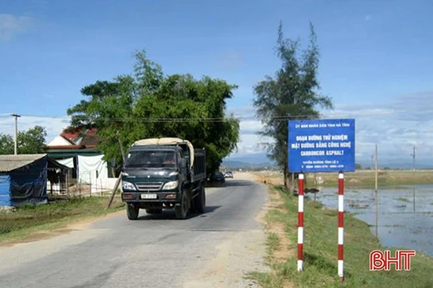 Công nghệ Carboncor Asphalt - Giải pháp “thay áo mới” cho những con đường