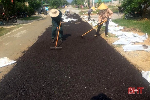 Công nghệ Carboncor Asphalt - Giải pháp “thay áo mới” cho những con đường