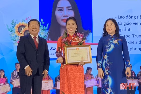 2 giáo viên Hà Tĩnh được tuyên dương nhà giáo trẻ tiêu biểu cấp Trung ương