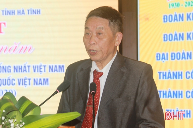 Cán bộ mặt trận phải luôn “óc nghĩ, mắt trông, tai nghe, miệng nói, tay làm”...