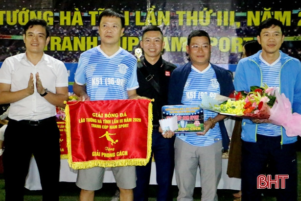 FC K54 Vô địch giải bóng đá lão tướng tranh Cúp Nam sport