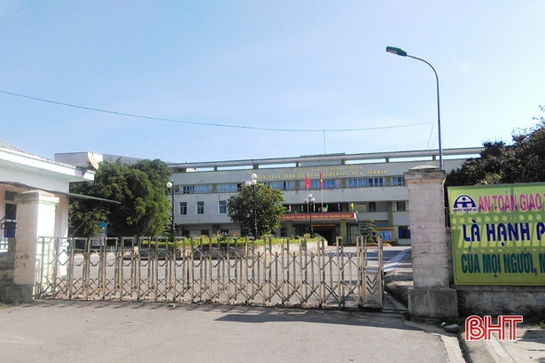 Hà Tĩnh: 4 người trong một gia đình nhập viện nghi do ngộ độc khí than