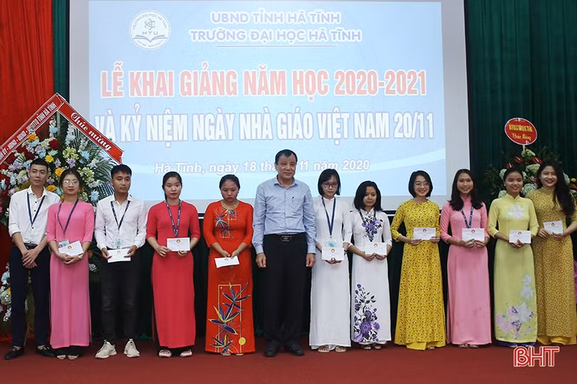 Tiếp tục quảng bá hình ảnh, thương hiệu Trường Đại học Hà Tĩnh