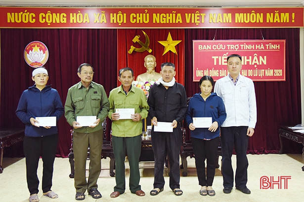 3.380 tổ chức, cá nhân ủng hộ đồng bào vùng lũ Hà Tĩnh hơn 211 tỷ đồng