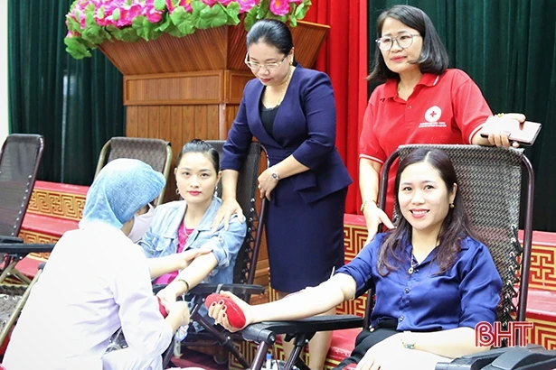 Ngày hội hiến máu ở Thạch Hà thu về 138 đơn vị máu