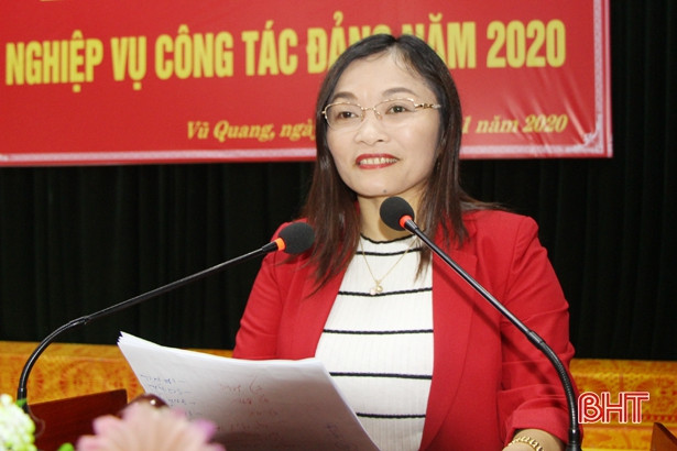 Bồi dưỡng công tác Đảng cho 220 bí thư chi bộ, cấp ủy viên cơ sở ở Vũ Quang