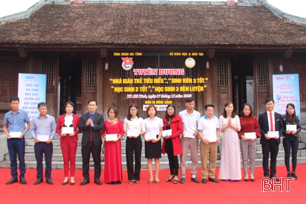 Hà Tĩnh tuyên dương 60 nhà giáo trẻ, học sinh, sinh viên tiêu biểu