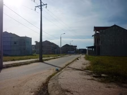 Khu đô thị mới Sông Đà không được trồng cây xanh là không đúng theo quy định