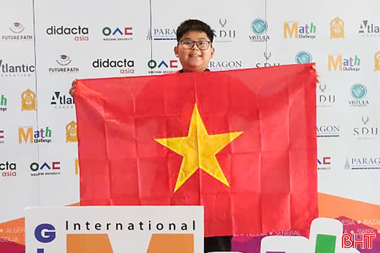Gặp gỡ cậu bé 12 tuổi với bộ sưu tập "khủng" huy chương Toán quốc tế