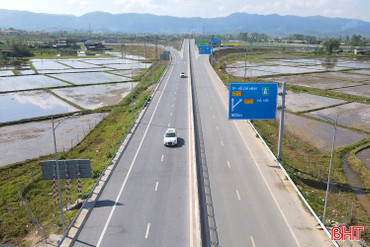 Các tuyến giao thông trọng điểm ở Hà Tĩnh thông thoáng những ngày nghỉ tết