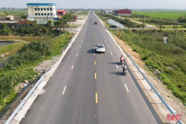 Bất ngờ với tuyến đường từng là "nỗi ám ảnh" ở phía Nam Hà Tĩnh