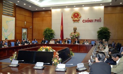 Chính phủ làm việc với các nhà khoa học, chuyên gia kinh tế nhằm trao đổi, thảo luận xây dựng Nghị quyết về các giải pháp ổn định kinh tế vĩ mô, bảo đảm an sinh xã hội năm 2011