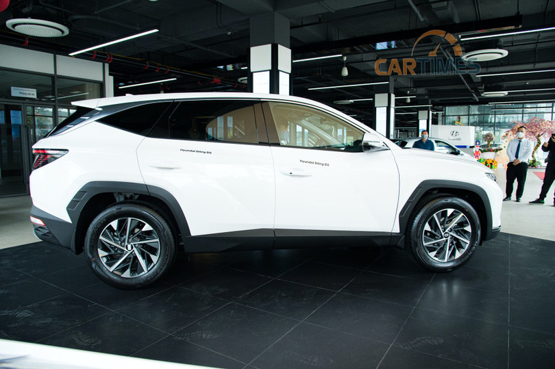 Honda CR-V Honda CR-V “vượt” Mazda CX-5 ở phân khúc crossver hạng C
