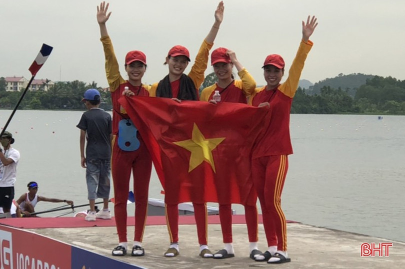 Tay chèo Dư Thị Bông cùng đồng đội xuất sắc giành HCV SEA Games 31