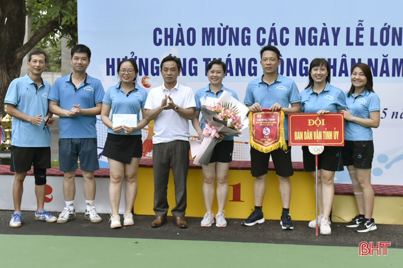 Văn phòng Tỉnh ủy, Đảng ủy Khối các cơ quan và doanh nghiệp tỉnh nhất Giải Bóng chuyền toàn khối năm 2022