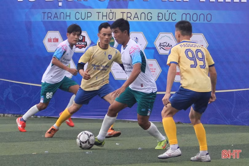16 CLB tranh tài bóng đá sân 7 người TP Hà Tĩnh