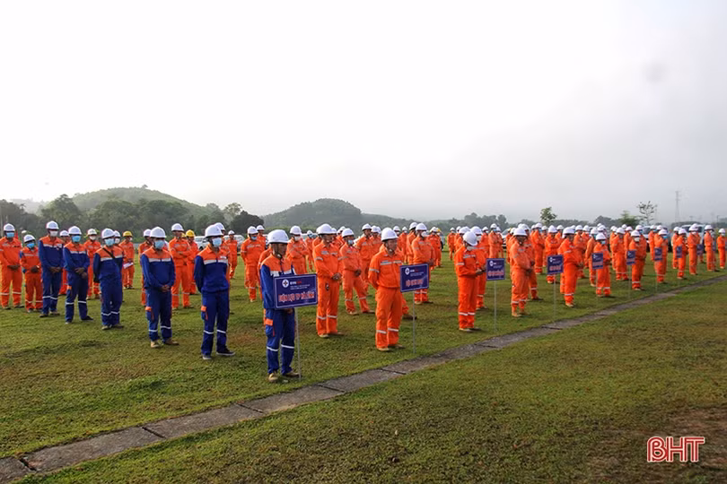 Công ty Điện lực Hà Tĩnh diễn tập phòng chống thiên tai năm 2022