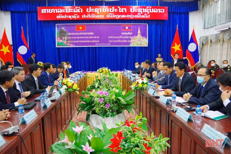 Hà Tĩnh mong muốn Bôlykhămxay tiếp tục hỗ trợ tìm kiếm, cất bốc hài cốt liệt sỹ