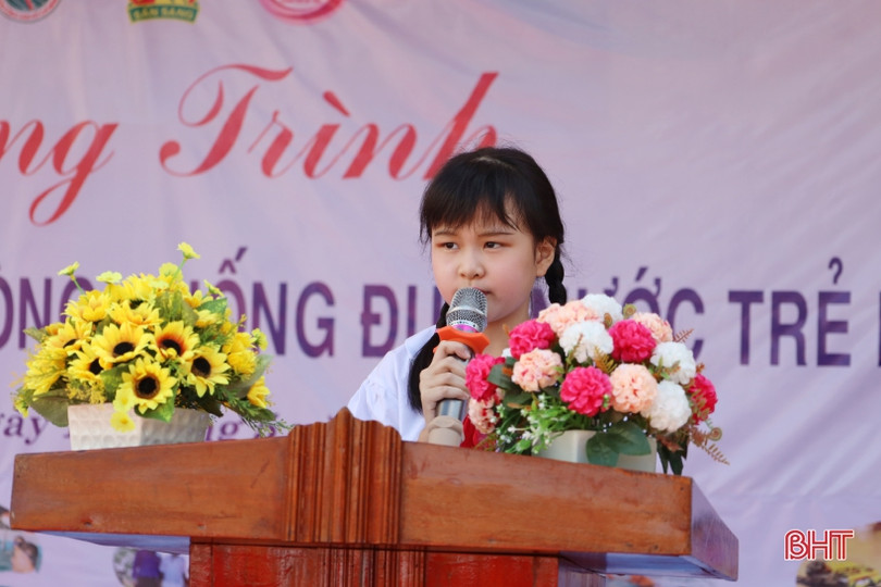 Hà Tĩnh phát động dạy bơi, học bơi, phòng chống đuối nước cho trẻ em ảnh 6 Hà Tĩnh phát động dạy bơi, học bơi, phòng chống đuối nước cho trẻ em