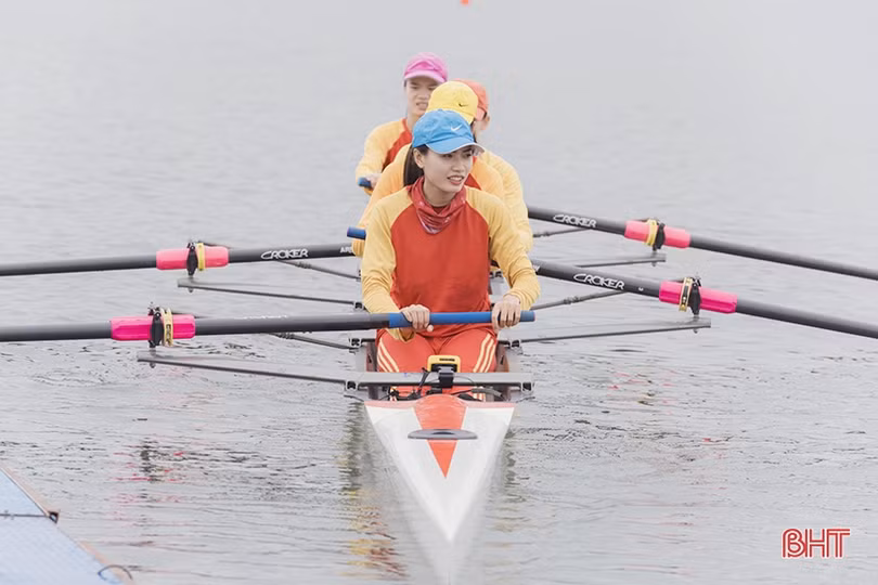 Chuyện chưa kể về nữ VĐV Hà Tĩnh giành HCV môn đua thuyền Rowing tại SEA Games 31