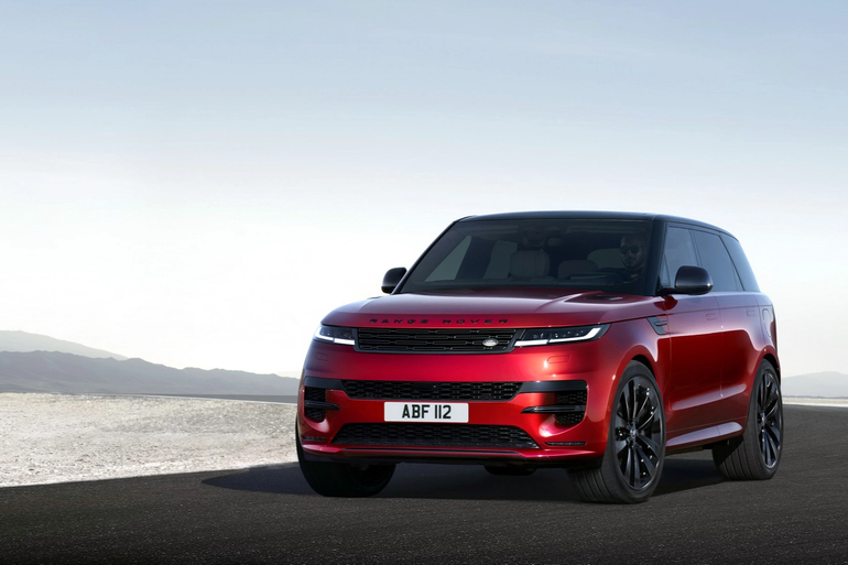 Range Rover Sport mới ra mắt bằng màn trình diễn ngoạn mục - 5 Range Rover Sport mới ra mắt bằng màn trình diễn ngoạn mục