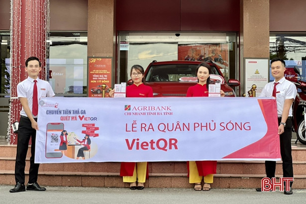 Agribank Chi nhánh tỉnh Hà Tĩnh ra quân phủ sóng dịch vụ VietQR