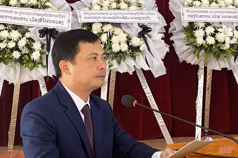 Hà Tĩnh nhận bàn giao hài cốt liệt sỹ hy sinh tại Thủ đô Viêng Chăn