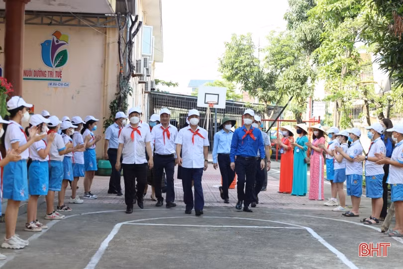 Hà Tĩnh phát động dạy bơi, học bơi, phòng chống đuối nước cho trẻ em