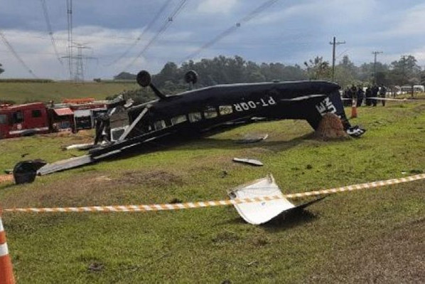 Rơi máy bay ở trung tâm nhảy dù tại Brazil, 16 người thương vong