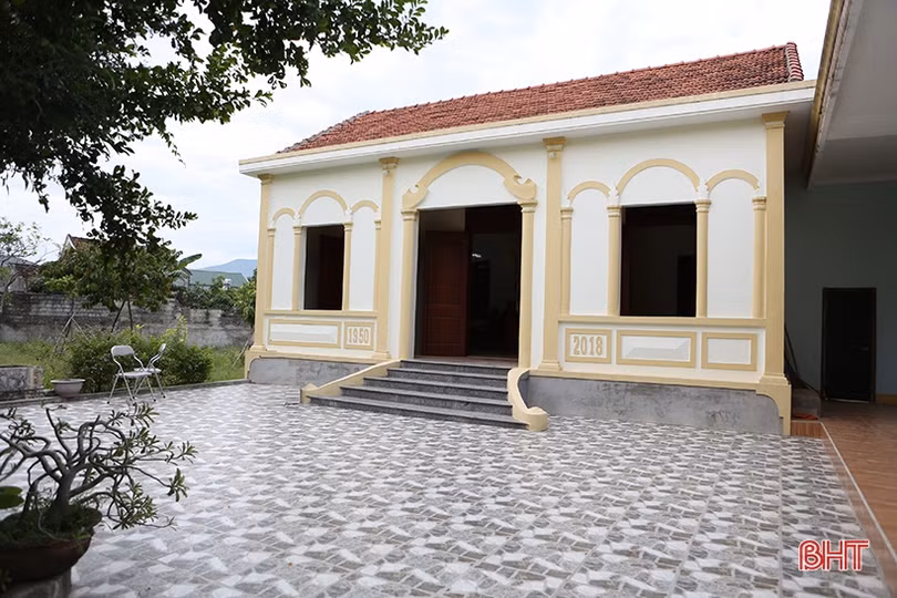 Đón nhận bằng xếp hạng di tích lịch sử - văn hóa Nhà lưu niệm Mai Hòe