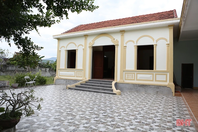 Đón nhận bằng xếp hạng di tích lịch sử - văn hóa Nhà lưu niệm Mai Hòe