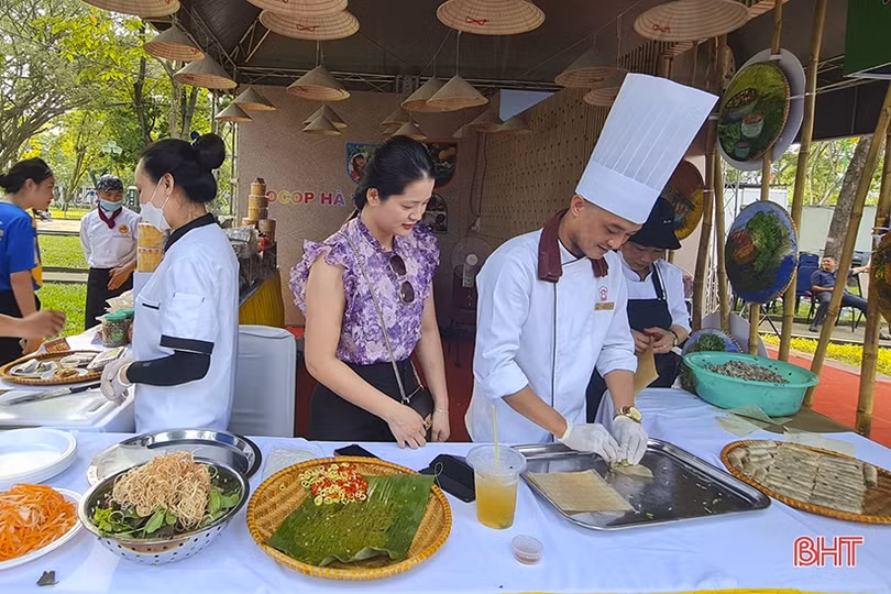 Đưa văn hóa, con người Hà Tĩnh đến với du khách ở thành phố mang tên Bác