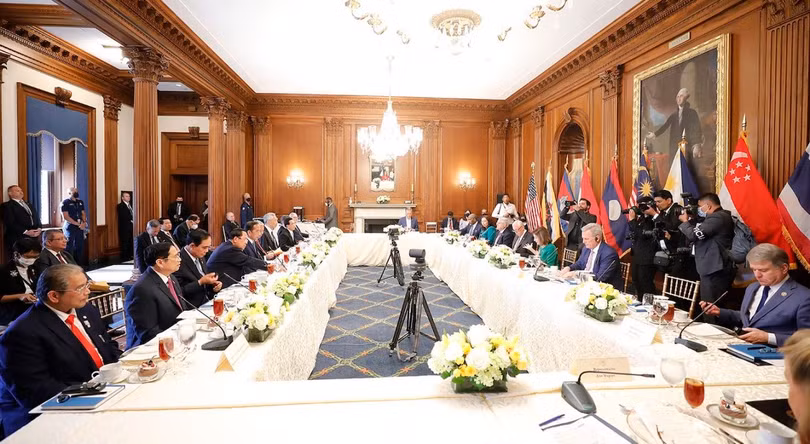 Thủ tướng đề nghị Mỹ - ASEAN hợp tác đảm bảo an ninh Biển Đông