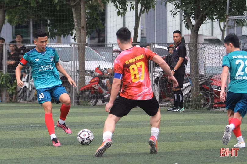 16 CLB tranh tài bóng đá sân 7 người TP Hà Tĩnh