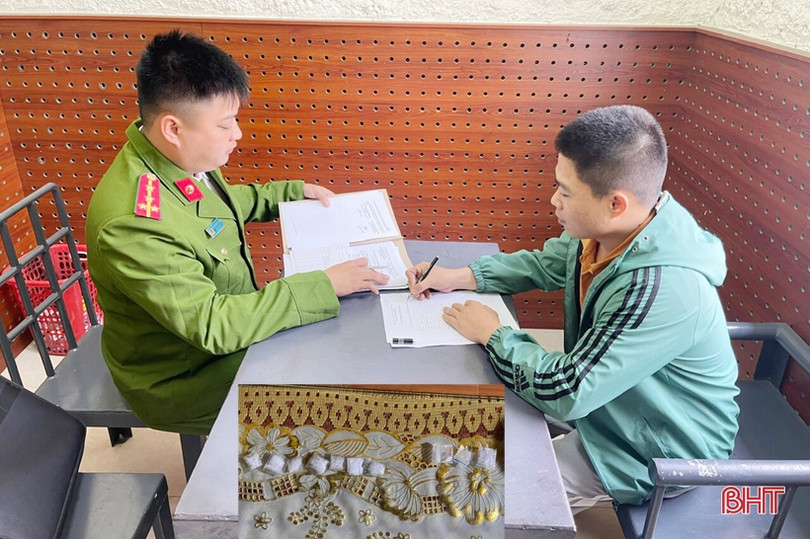 Khởi tố đối tượng trữ ma túy trong nhà để dùng dần