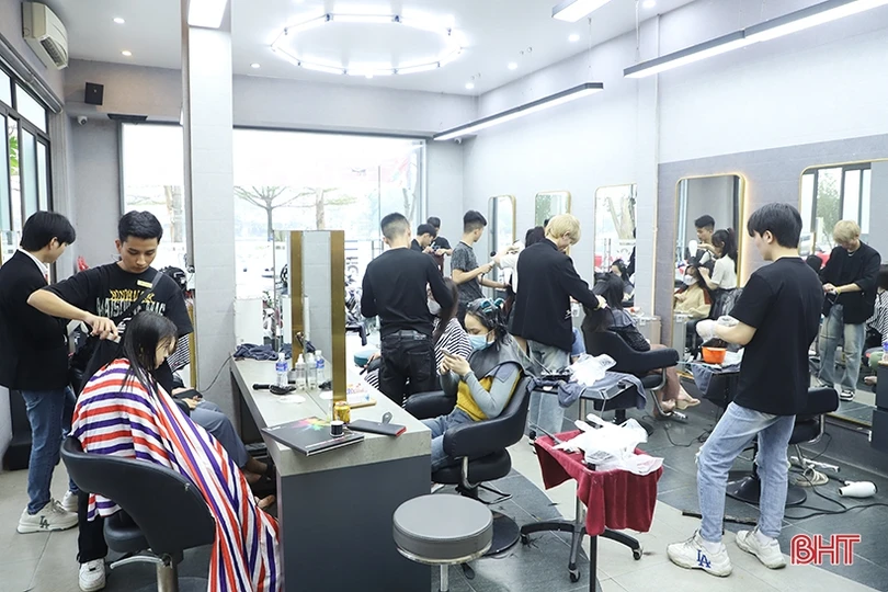 Các cơ sở làm đẹp ở Hà Tĩnh vào mùa cao điểm “hút” khách