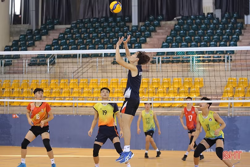 Bóng chuyền nam Hà Tĩnh gặp khó trước thềm giải vô địch quốc gia