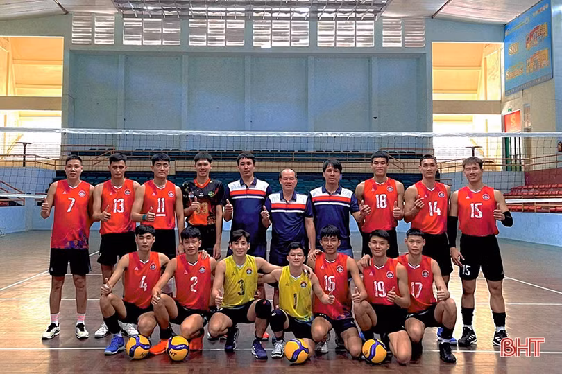 Bóng chuyền nam Hà Tĩnh gặp khó trước thềm giải vô địch quốc gia