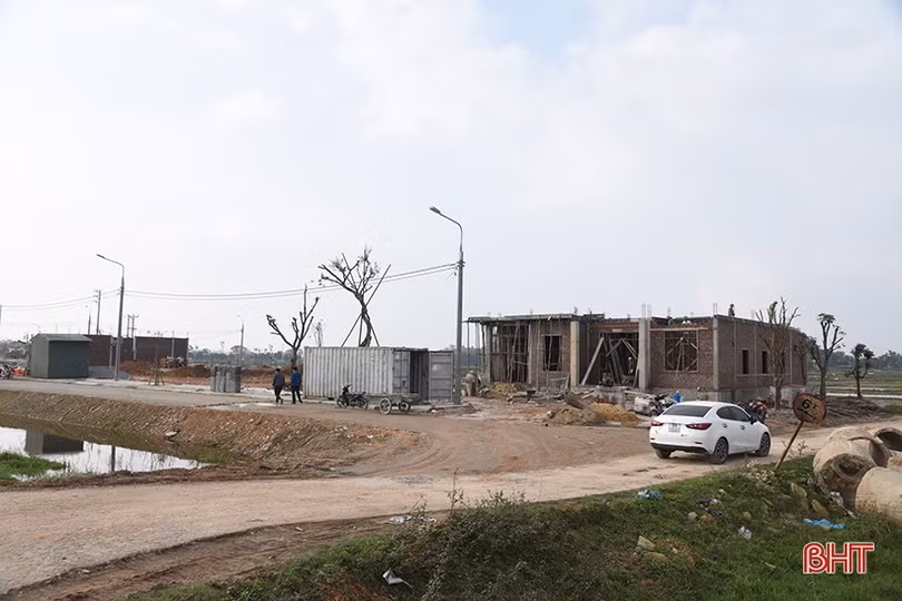 Một xã ở Hà Tĩnh cùng lúc giải phóng mặt bằng 9 dự án lớn