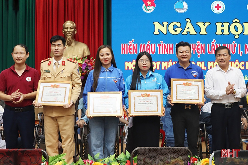 Cẩm Xuyên đạt 75,35% chỉ tiêu đơn vị máu được giao năm 2024