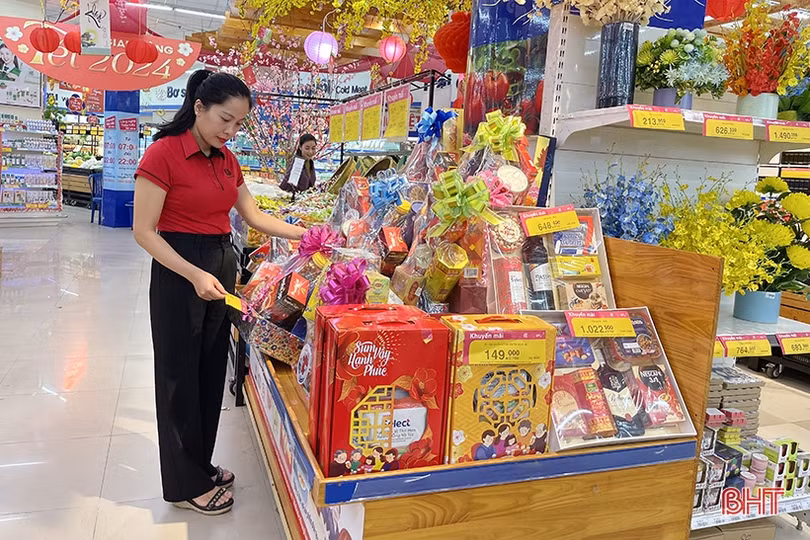 Hối hả đưa hàng về chợ tết 