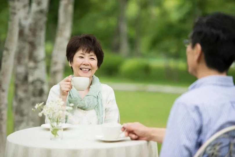 Những người giữ thái độ sống lạc quan có thể sống lâu hơn người bi quan. Ảnh: VTC. 6 điều ai cũng làm được để kéo dài tuổi thọ