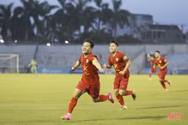 Màn ngược dòng của Hồng Lĩnh Hà Tĩnh và dấu ấn của Đinh Thanh Trung