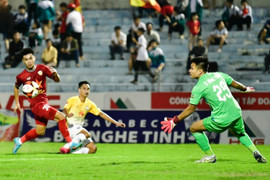 [Highlight] Hồng Lĩnh Hà Tĩnh vs Quy Nhơn Bình Định: Chủ nhà sụp đổ