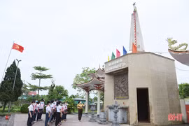 Quê hương Hà Tĩnh tiếp bước người anh hùng “lấy thân mình lấp lỗ châu mai”