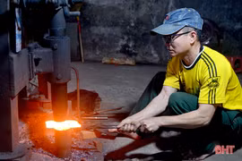 Ngọn lửa rèn cháy mãi...