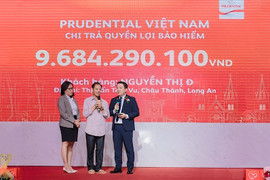 Prudential chi trả gần 9,7 tỷ đồng cho một khách hàng tại Long An