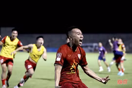 Hồng Lĩnh Hà Tĩnh - nhân tố khiến “đấu trường” V.League thêm kịch tính