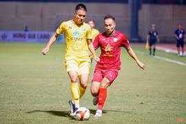 Highlight - Đông Á Thanh Hóa vs Hồng Lĩnh Hà Tĩnh: Ăn miếng, trả miếng!