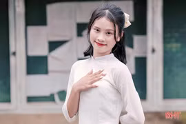 Câu chuyện truyền cảm hứng của nữ sinh Hà Tĩnh á khoa C00 cả nước